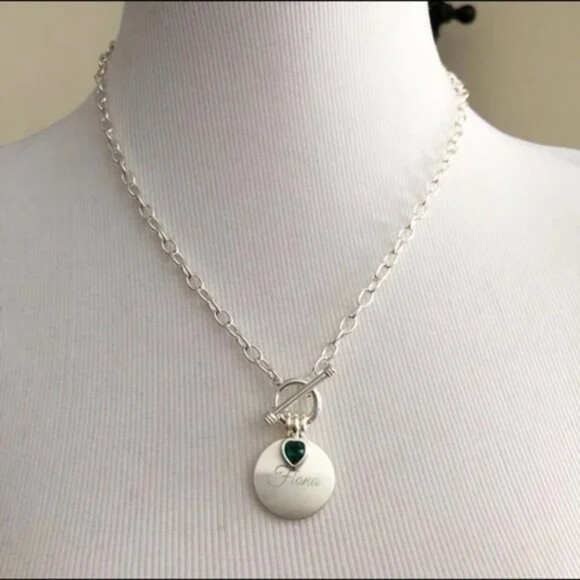Engraved Silver Tone Toggle Heart Necklace Fiona - Picture 1 of 6